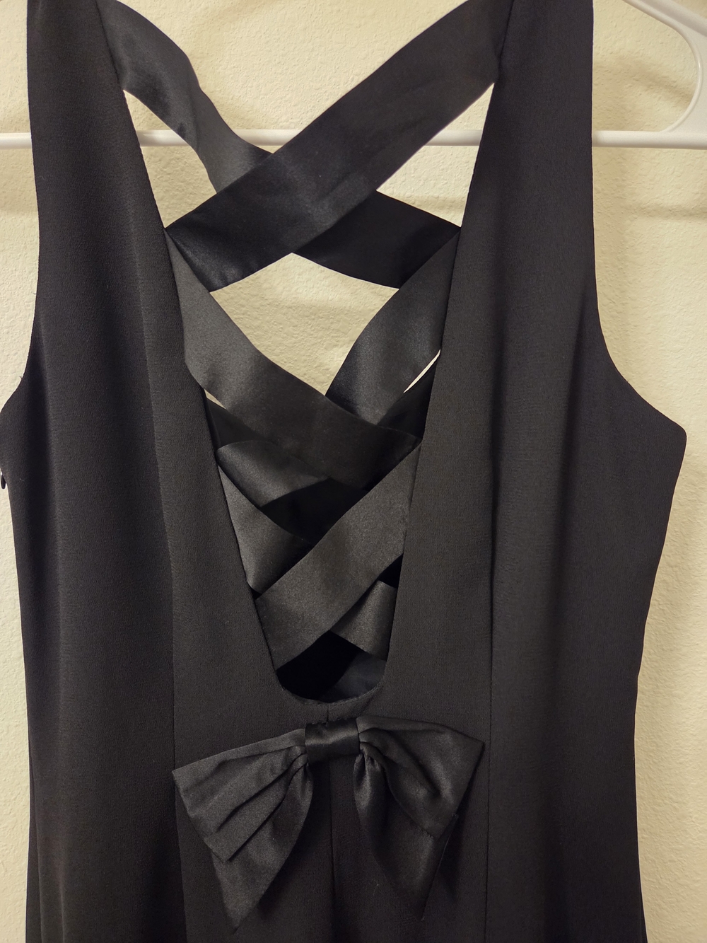 Laundry By Shelli Segal Black Sleeveless Maxi Dress with Crisscross Back - Picture 4 of 6